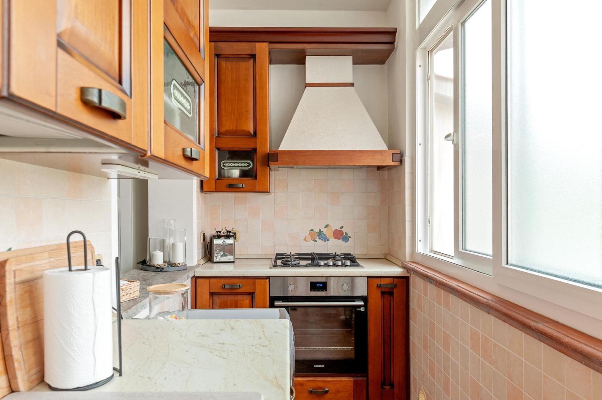 Cozy Retreat In Coastal Livorno Apartment Bagian luar foto